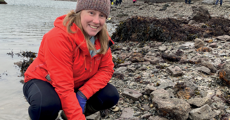 Foreshore archaeology, or mudlarking on a rainy day - British Sub-Aqua Club